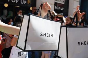 Shein D – The Fast-Fashion Giant Redefining Digital Retail
