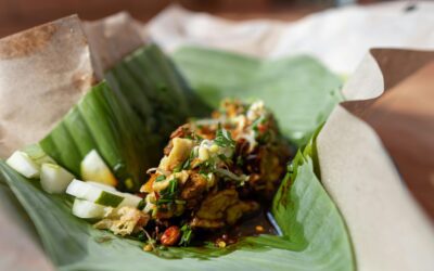 source : https://www.pexels.com/photo/cooked-food-on-green-vegetable-11013145/