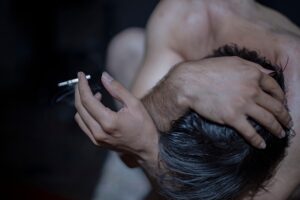 MentalHealthy: Redefining Wellbeing for the Modern Mind source : https://pixabay.com/photos/psychology-cognitive-psychology-6809746/