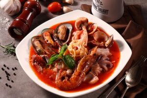 Mie Aceh: The Spicy Soul of Sumatra’s Culinary Heritage source : https://pixabay.com/photos/spaghetti-seafood-dining-pasta-3955377/