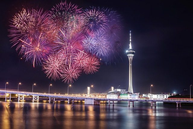 https://pixabay.com/photos/fireworks-macau-tower-night-1415532/